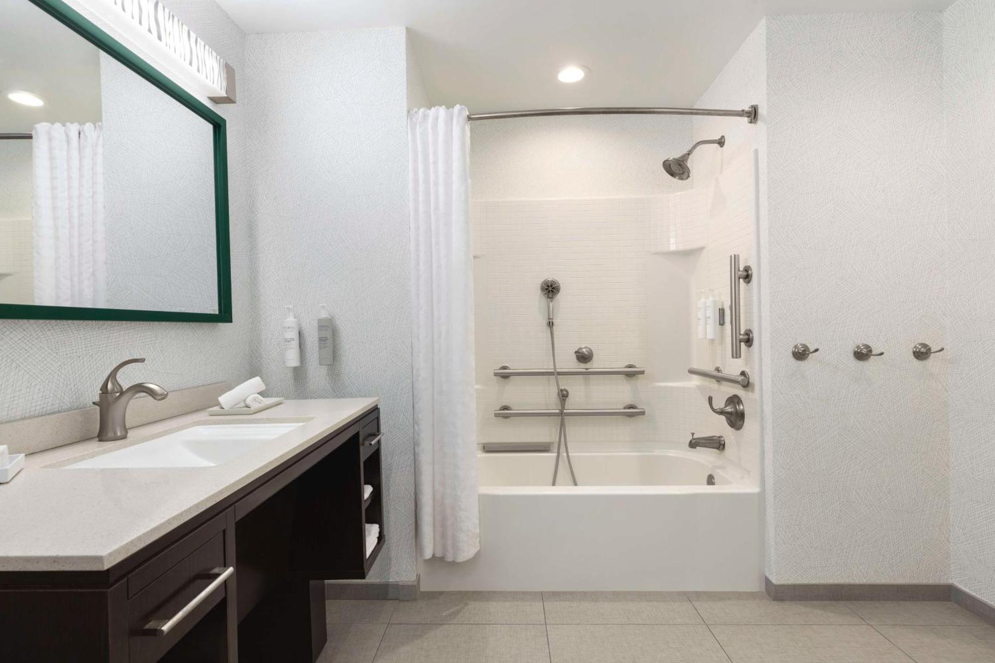 Home2Suites By Hilton Florence Dış mekan fotoğraf