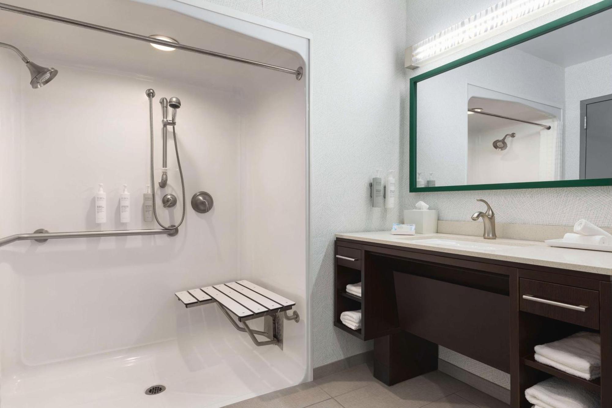 Home2Suites By Hilton Florence Dış mekan fotoğraf